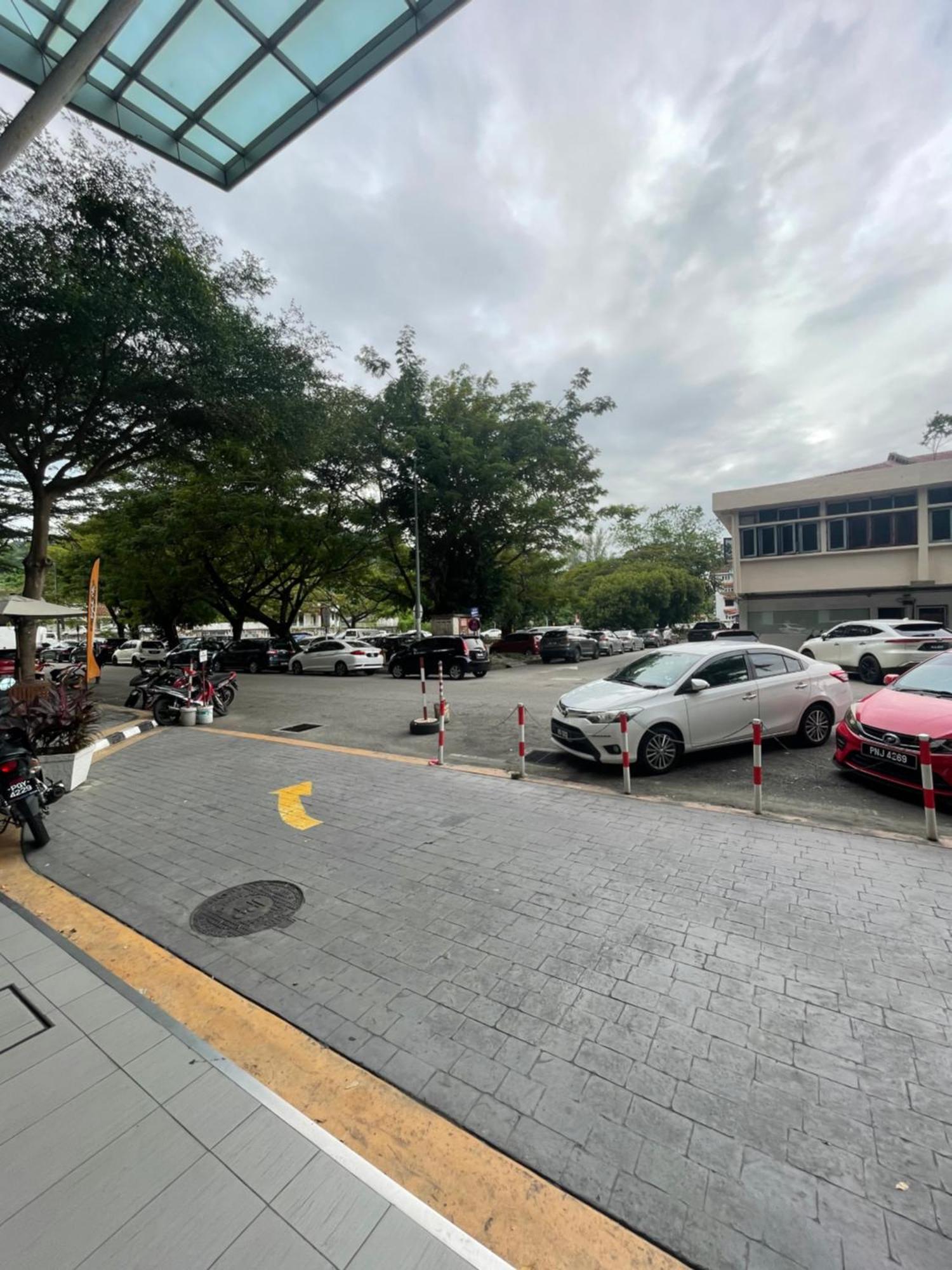6 Pax 1 Bedroom Near Usm Spice Arena Pantai Specialist Airport Bayan Lepas Exterior photo